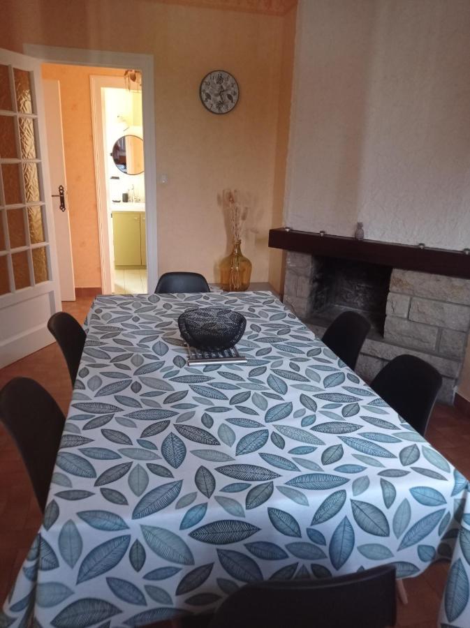 La Maison Des Bananiers Bas-en-Basset Buitenkant foto